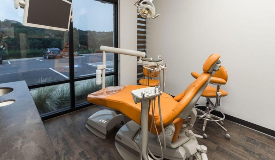 Dental treatment room